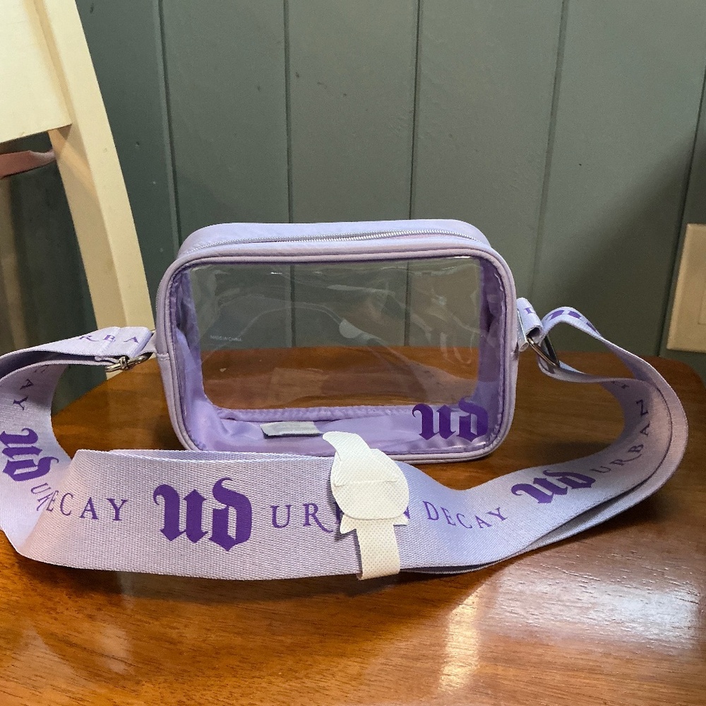 Urban Decay bag makeup/concert